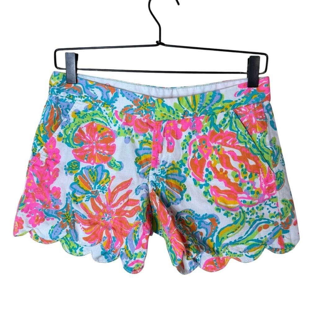 Lilly Pulitzer Women’s 00 Buttercup Shorts Floral Print Scallop Hem